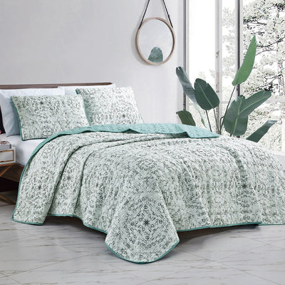 Cullen 3PC Bedspread Set, Green/Turquois with black detailing.